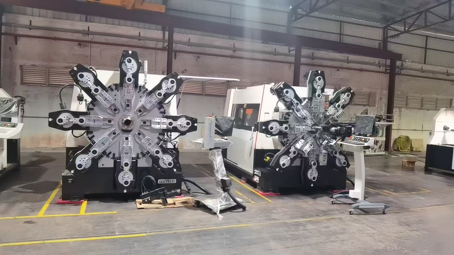 數(shù)控壓簧機(jī)