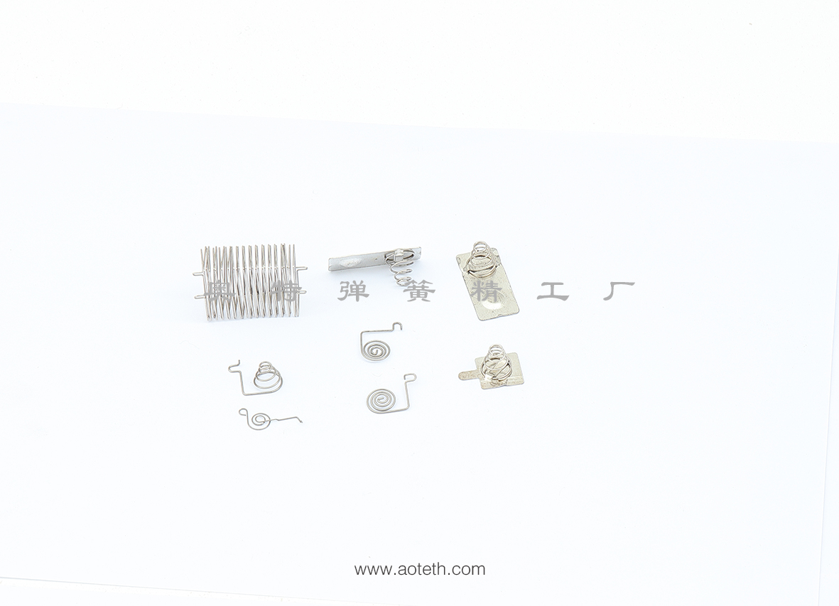 專業(yè)生產(chǎn)廠家定制電池彈簧